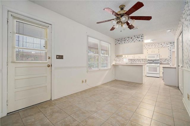 407 Ridgecrest Court, Mobile, AL 36609