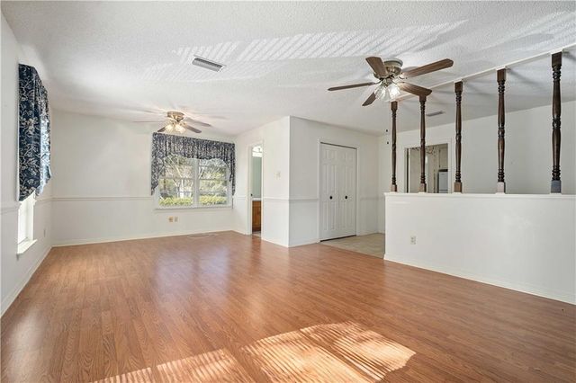 407 Ridgecrest Court, Mobile, AL 36609