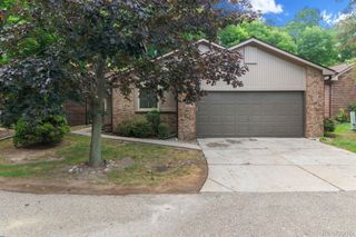 6353 Brookview Lane, West Bloomfield Charter Township, MI 48322