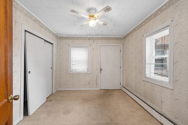 114 Old Meadow Rd, Dracut, MA 01826