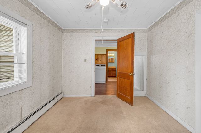 114 Old Meadow Rd, Dracut, MA 01826