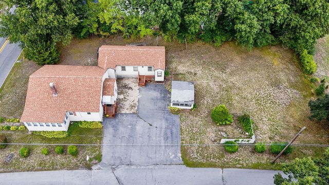 114 Old Meadow Rd, Dracut, MA 01826