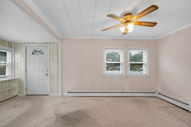 114 Old Meadow Rd, Dracut, MA 01826