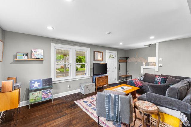 2195 Ferris Road, Columbus, OH 43224