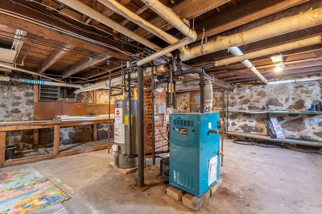 50 Cleveland Ave, Braintree, MA 02184