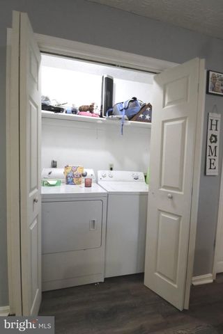 611 CARROLL DR, Stephens City, VA 22655
