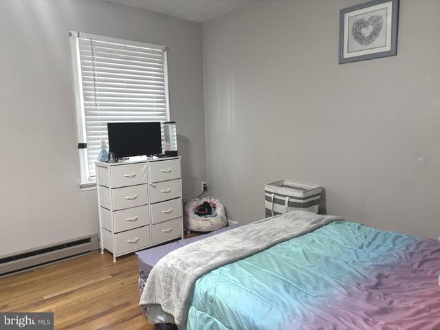 611 CARROLL DR, Stephens City, VA 22655