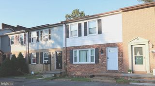 611 CARROLL DR, Stephens City, VA 22655