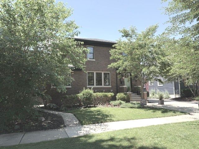 738 N Pine Avenue, Arlington Heights, IL 60004