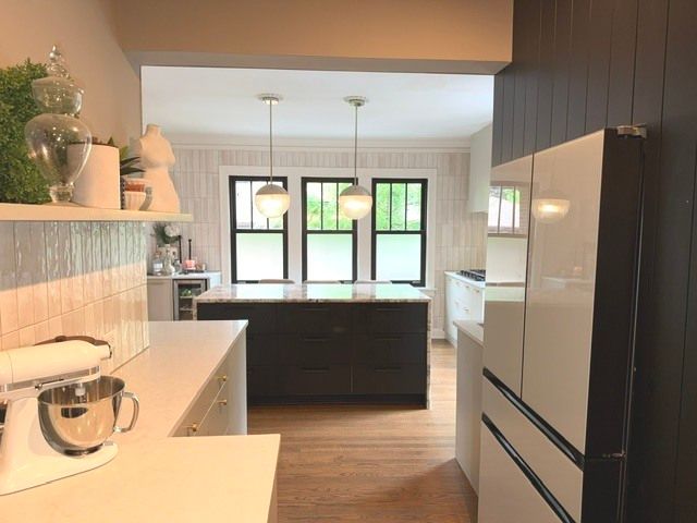 738 N Pine Avenue, Arlington Heights, IL 60004