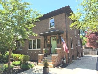 738 N Pine Avenue, Arlington Heights, IL 60004