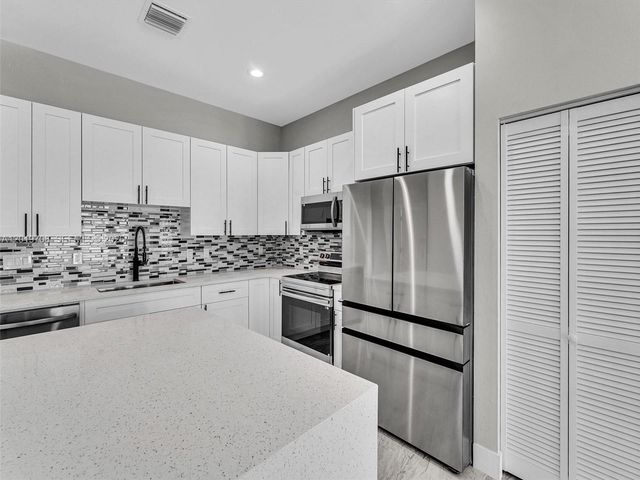 313 13th S St A, Fort Pierce, FL 34950