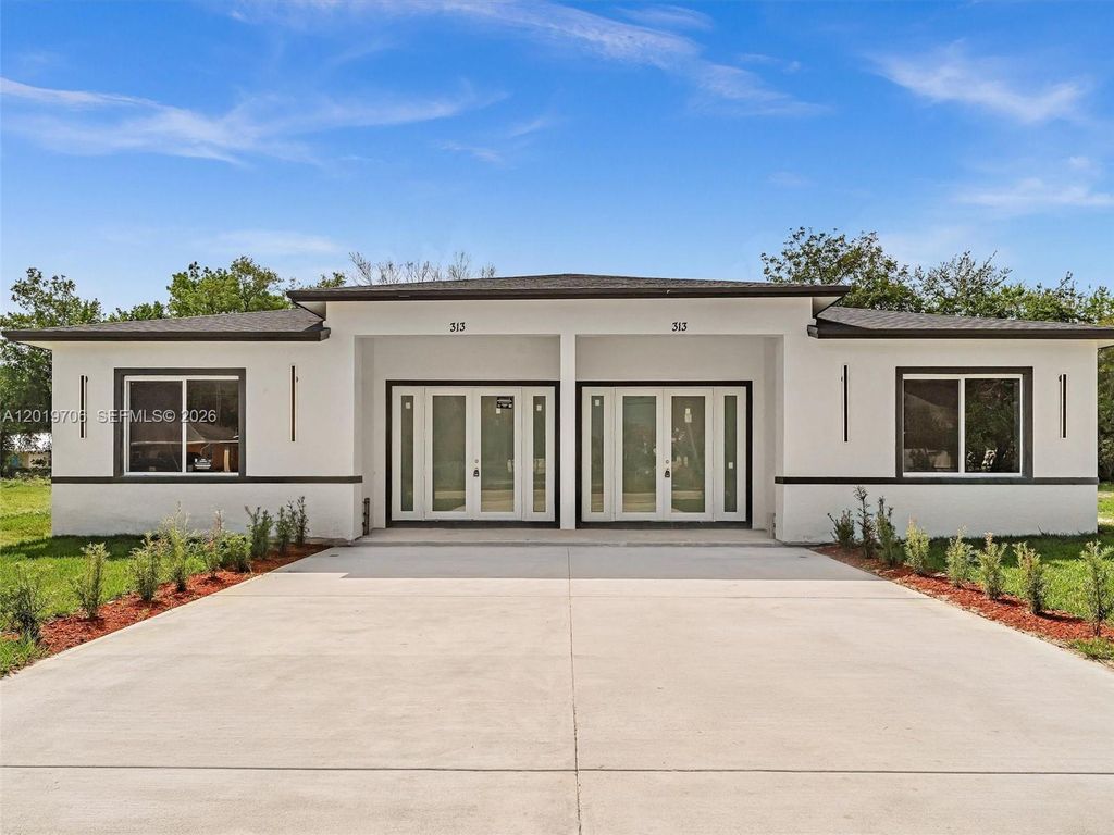 313 13th S St A, Fort Pierce, FL 34950