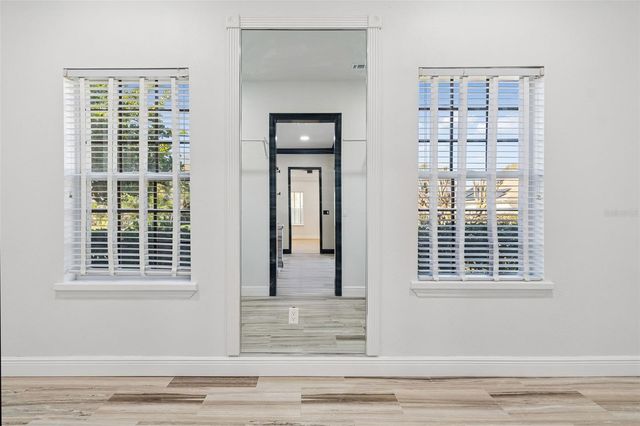 18909 APIAN WAY, Lutz, FL 33558