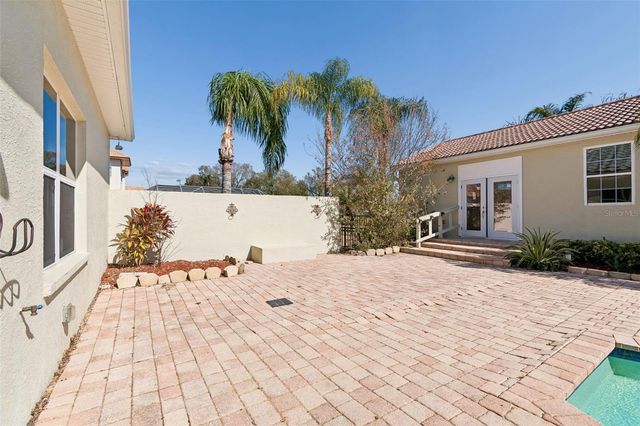 18909 APIAN WAY, Lutz, FL 33558