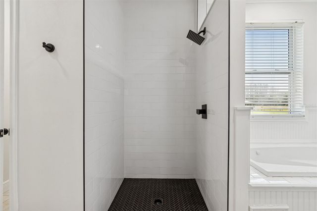 18909 APIAN WAY, Lutz, FL 33558