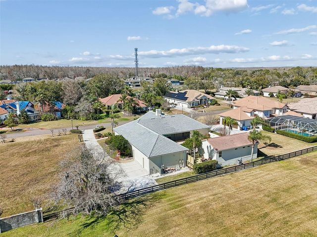 18909 APIAN WAY, Lutz, FL 33558