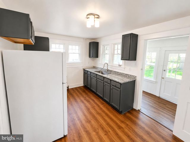 40 N HARTMAN ST, York, PA 17403