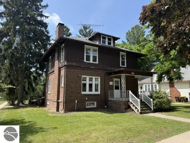701 W Center Street, Alma, MI 48801