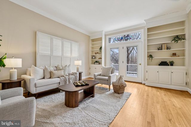 6306 30TH ST NW, Washington, DC 20015