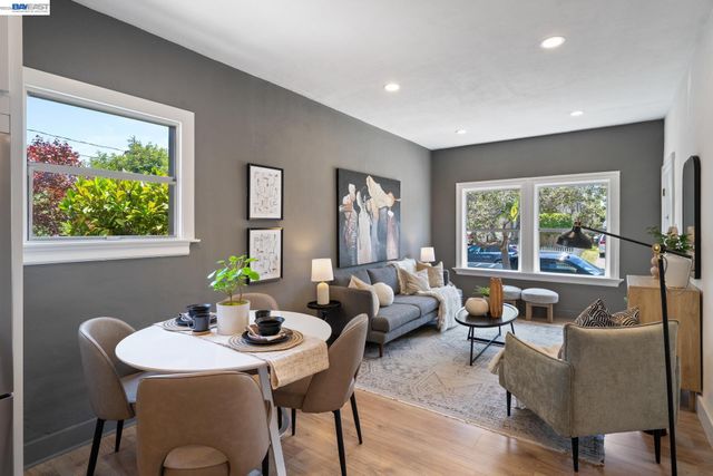 2617 Santa Clara Ave, Alameda, CA 94501