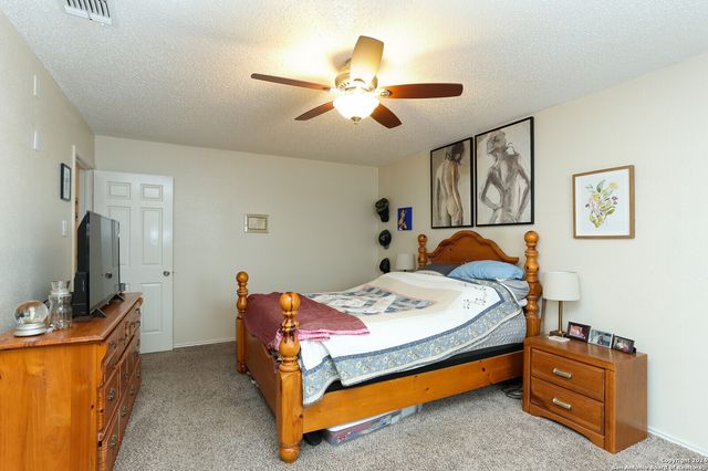 7064 BEECH TRL, San Antonio, TX 78244