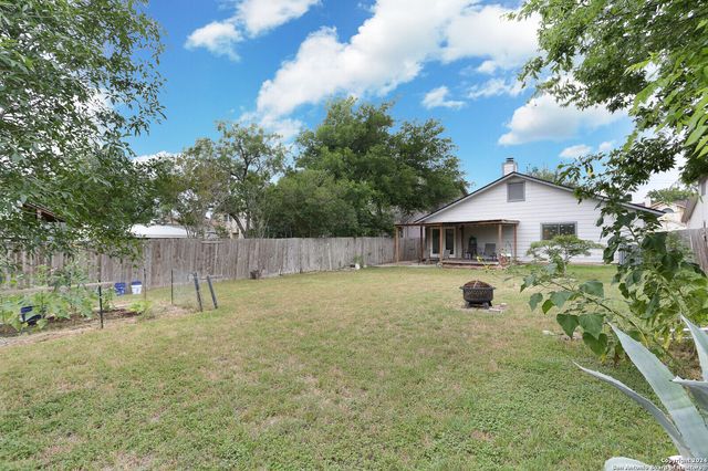 7064 BEECH TRL, San Antonio, TX 78244