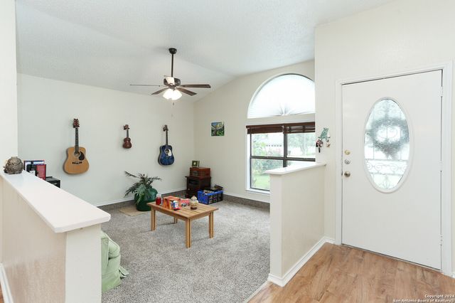 7064 BEECH TRL, San Antonio, TX 78244