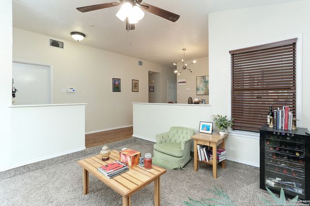 7064 BEECH TRL, San Antonio, TX 78244