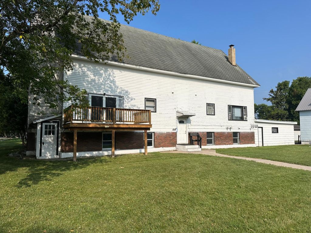 516 7th Avenue, International Falls, MN 56649 — exterior
