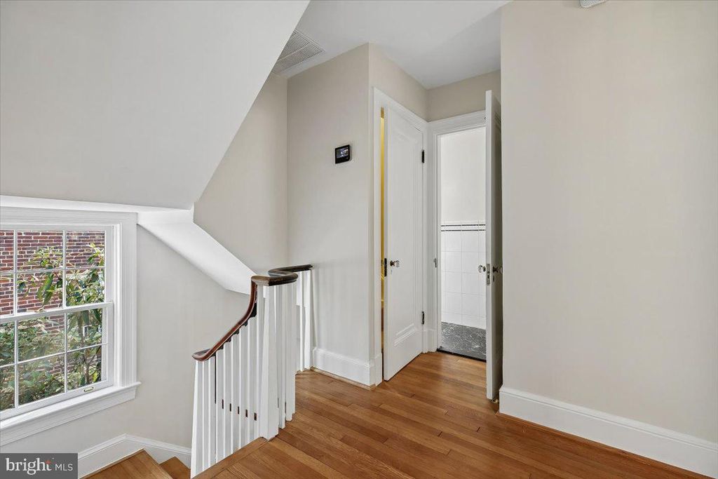 Image 30 of property listing at 6911 RIDGEWOOD AVE, Chevy Chase, MD 20815