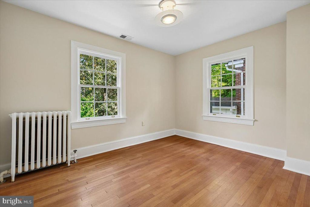 Image 38 of property listing at 6911 RIDGEWOOD AVE, Chevy Chase, MD 20815