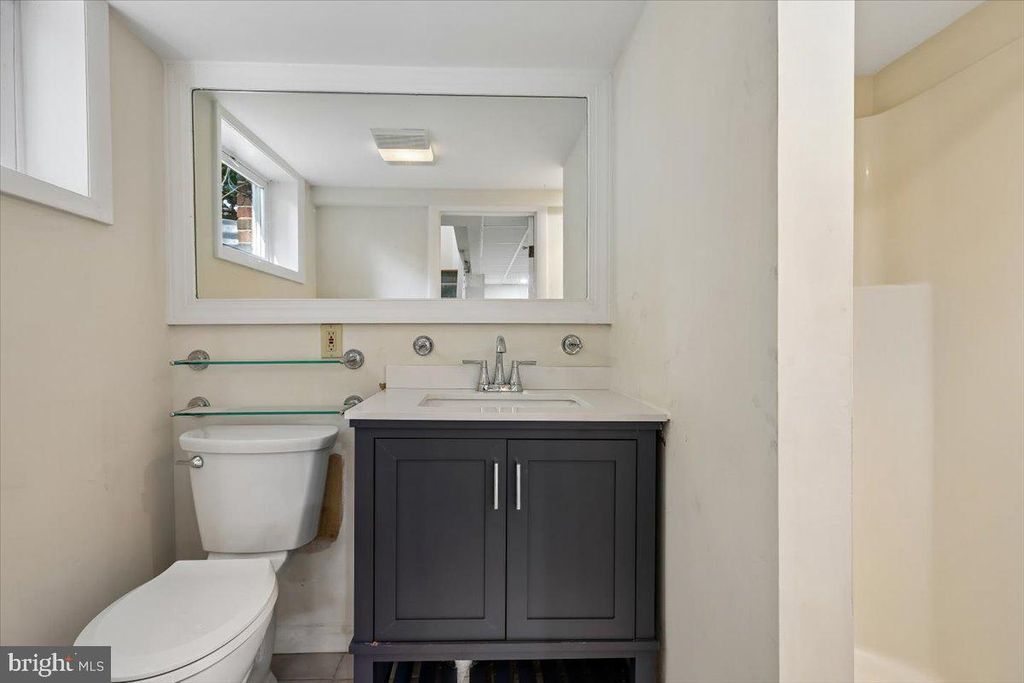 Image 48 of property listing at 6911 RIDGEWOOD AVE, Chevy Chase, MD 20815