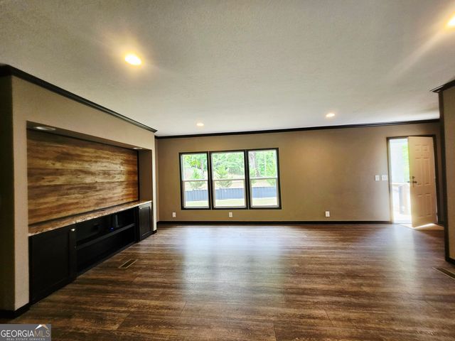 3585 W. Highway 34, Newnan, GA 30263