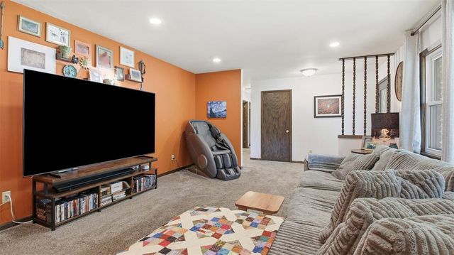 1819 Grandview Drive, Eau Claire, WI 54703