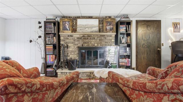 1819 Grandview Drive, Eau Claire, WI 54703