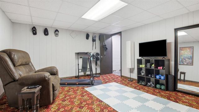 1819 Grandview Drive, Eau Claire, WI 54703