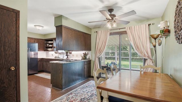 1819 Grandview Drive, Eau Claire, WI 54703