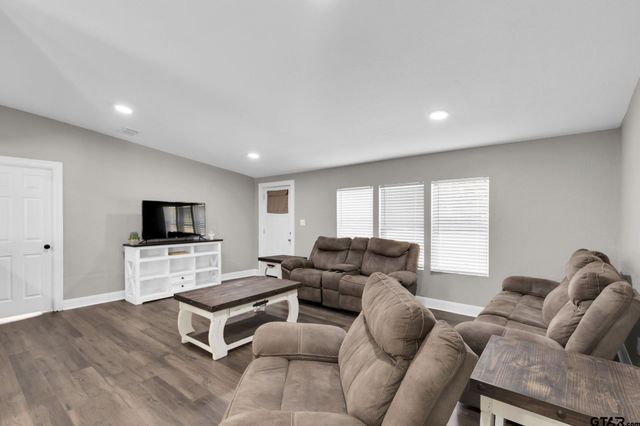 10342 County Road 3111, Kilgore, TX 75662