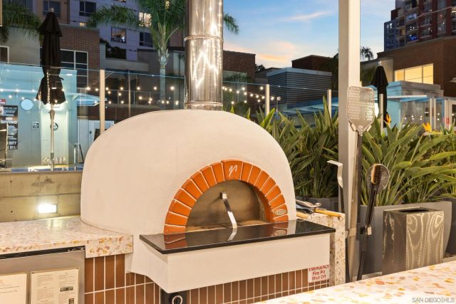 840 Island Ave TH108, San Diego, CA 92101
