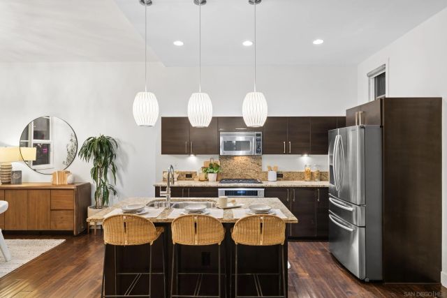 840 Island Ave TH108, San Diego, CA 92101
