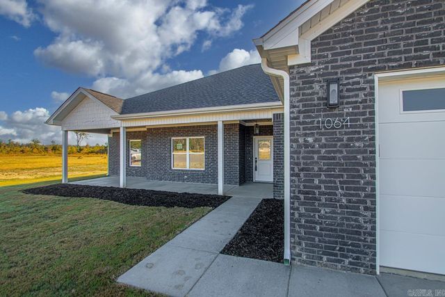 1064 Duke Drive, Bauxite, AR 72011