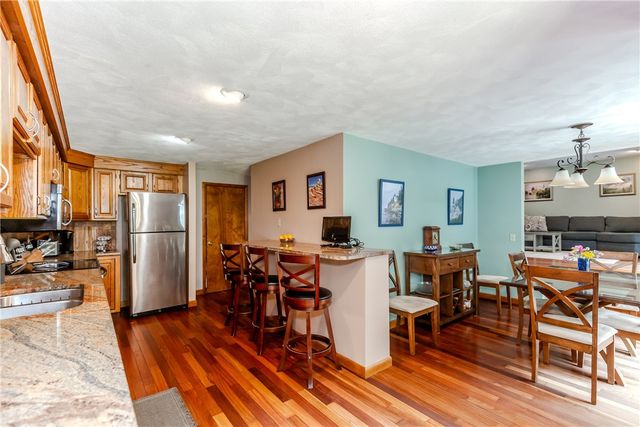 140 Burlingame Rd Road, Smithfield, RI 02917