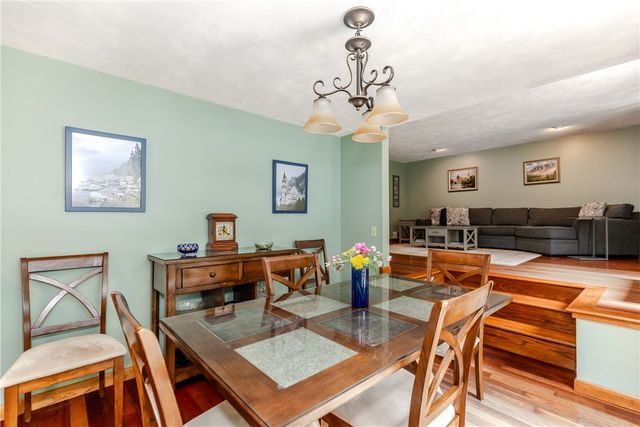 140 Burlingame Rd Road, Smithfield, RI 02917