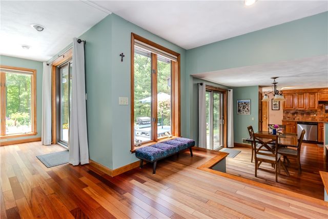 140 Burlingame Rd Road, Smithfield, RI 02917