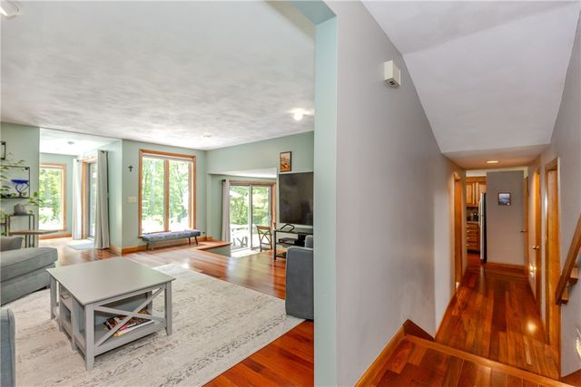 140 Burlingame Rd Road, Smithfield, RI 02917