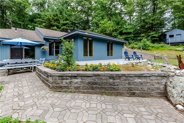140 Burlingame Rd Road, Smithfield, RI 02917