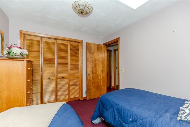140 Burlingame Rd Road, Smithfield, RI 02917