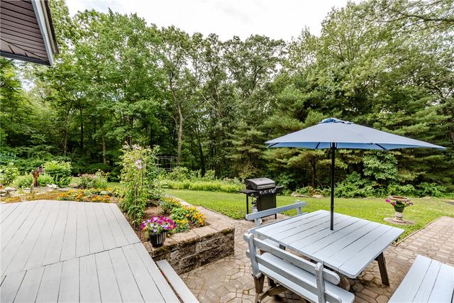 140 Burlingame Rd Road, Smithfield, RI 02917