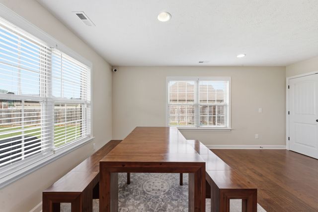 7914 Natahna Ct, Murfreesboro, TN 37127